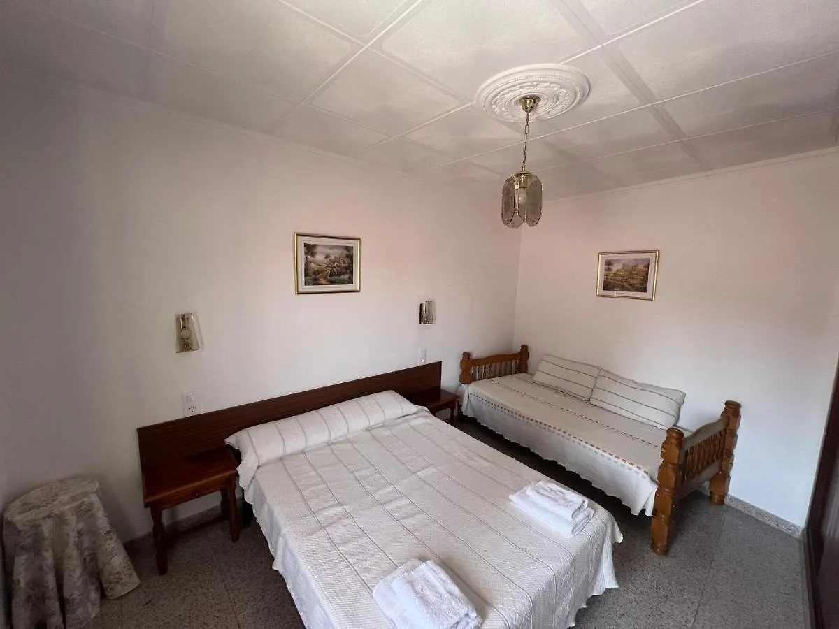 New Hostal Sant Llop Tordera 0*,